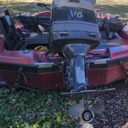 18' Bass Boat