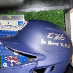 Dodgers Kike Hernandez Signed Game Used Batting Helmet 