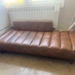 Free Couch !