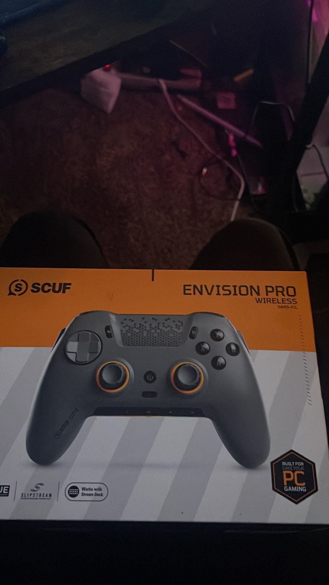 SCUF ENVISION CONTROLLER. ( need gone today shoot a price)