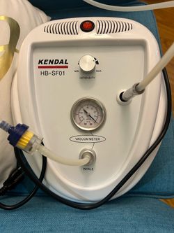 Facial microdermabrasion machine