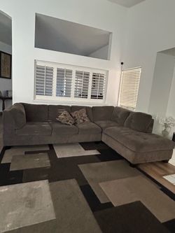 Sectional couch