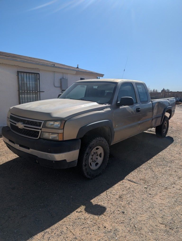 2006 Chevy Silverado 2500 For Salenull