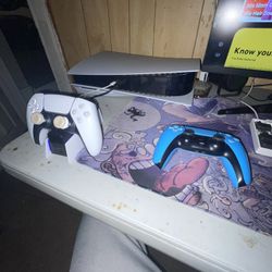 Ps5 2 Controllers Charging Doc 1 TB 