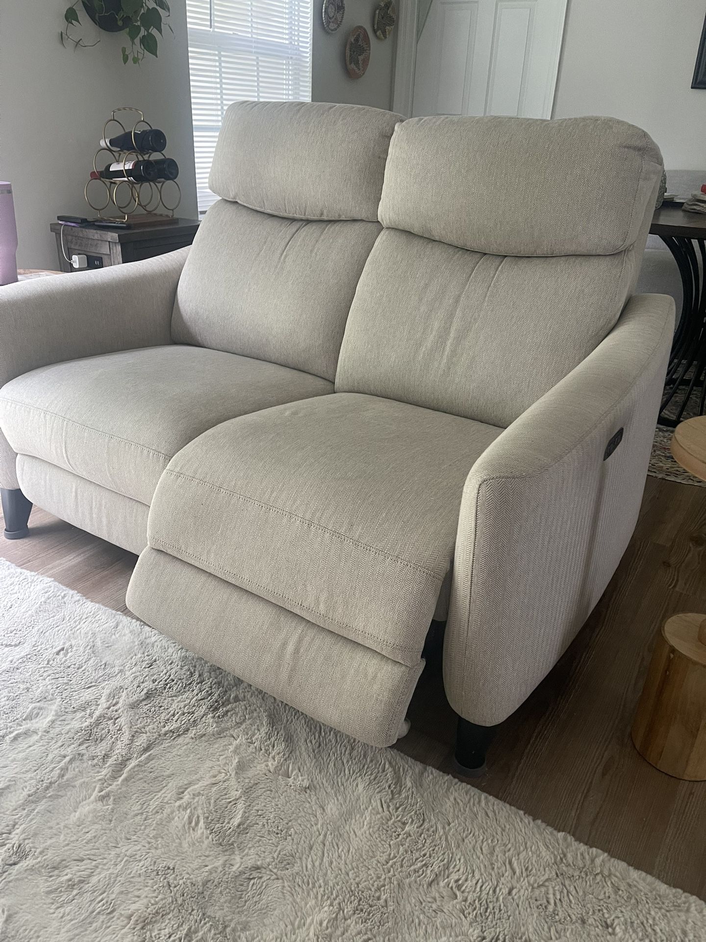 Raymour & Flanigan— Power Loveseat Recliner