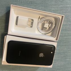 iPhone 8 64Gb Factory Unlock Like New 