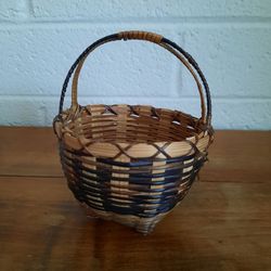 Vintage Boho Miniature Handwoven Basket (Circa 1980s)
