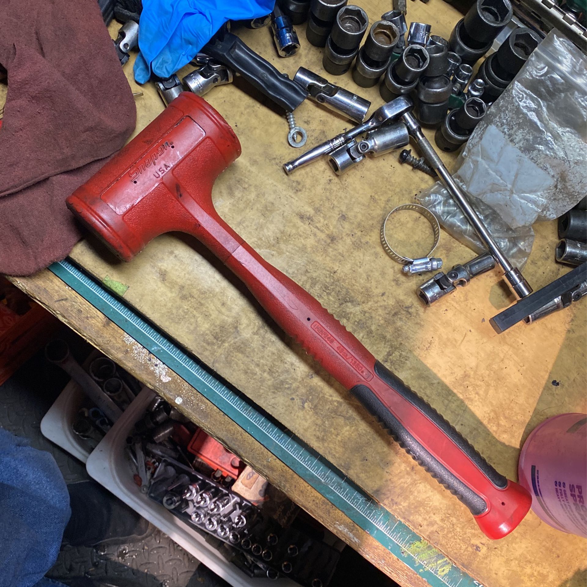 Snap On HBFE48 Red Dead Blow Hammer