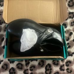 Black Women’s Shoes/ Zapatos Negros De Mujer