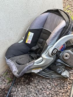 Baby Trend Car seat