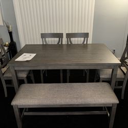 Dining set