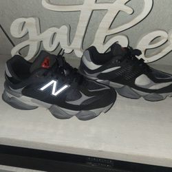 New Balance 9060  Size 7