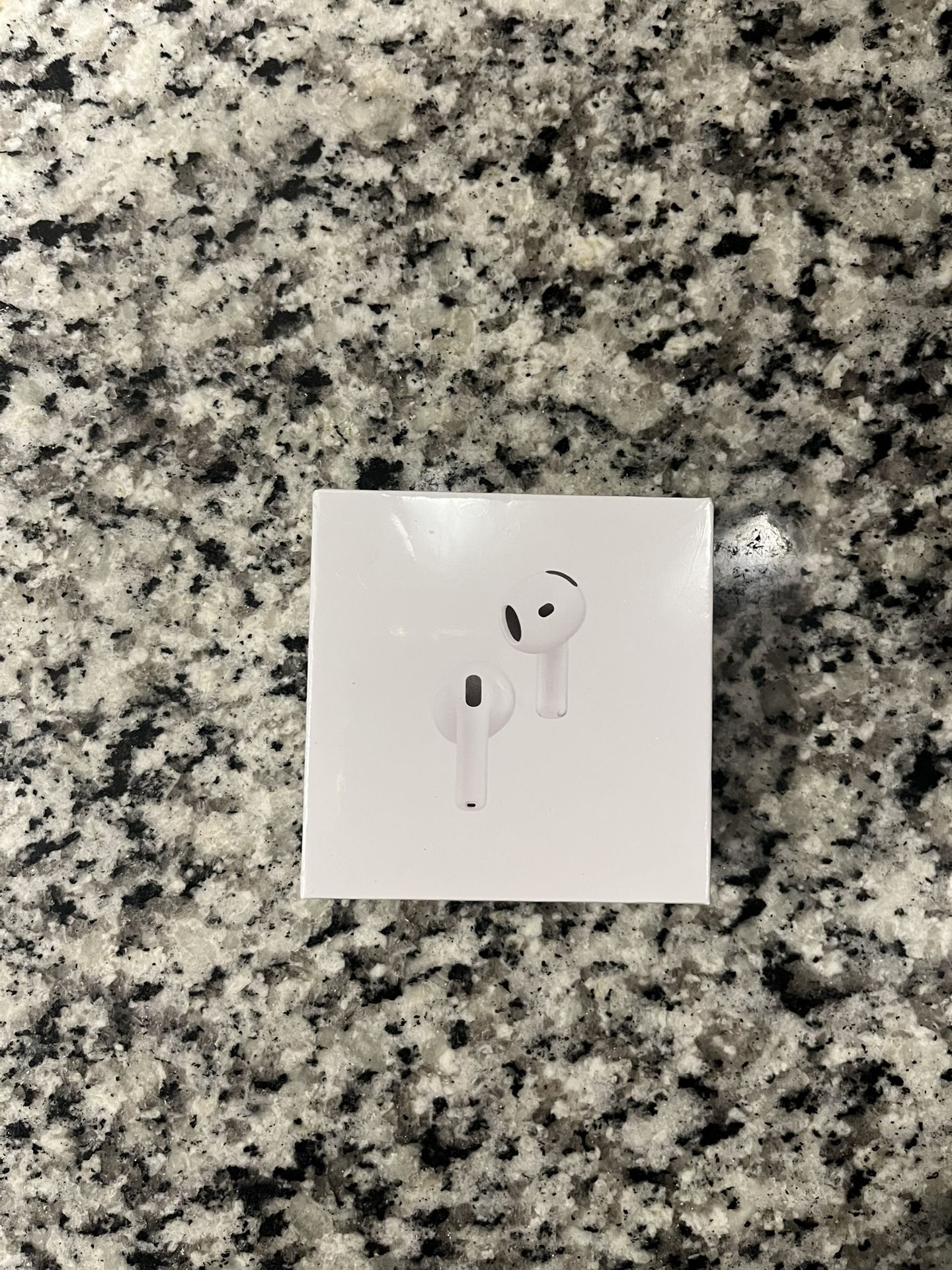 AIRPODS 4