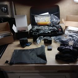 2 Go Pro 7's  and All The Accessories 