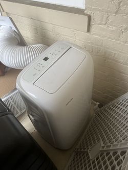 Toshiba 10,000 BTU Portable Air Conditioner
