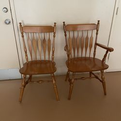 Kitchen Cabinets & Table w/6 Chairs & 2 Leafs