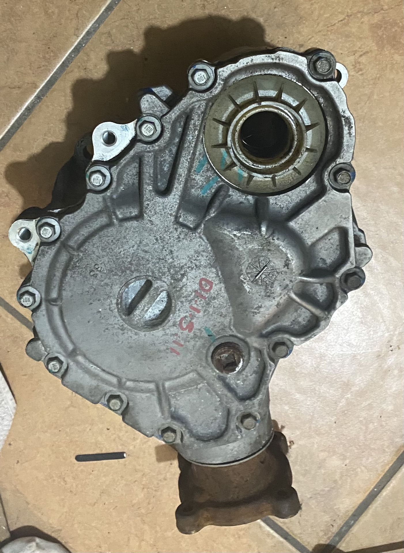 Transfer Case 2011 Ford explorer Used OEM AT43-7251-DG