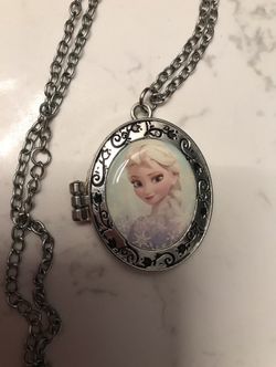 Disney’s Frozen Elsa Locket Necklace 