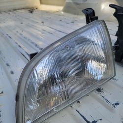 Headlights For 2003 Toyota Sienna