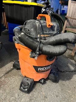 Ridgid 12 gallon wet dry shop vac