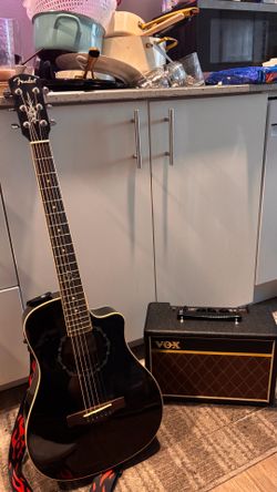 ELECTRIC ACOUSTIC GUITAR + AMP
