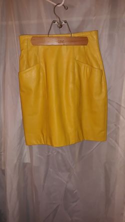 Leather Skirt..size 6