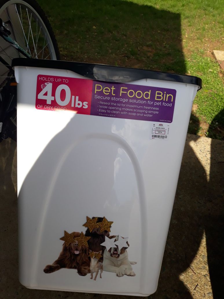 40 lb drive to pet food storage container