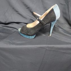 BCBG Paris Size 9.5
