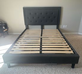 Queen size Dark Gray Upholstered Platform Bed Frame