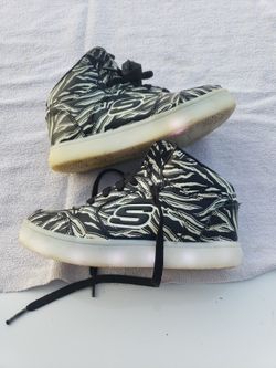 Sketchers Swipe Light Up Glow In The Dark Hi-Tops