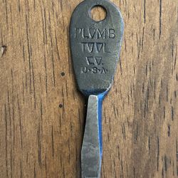 Vintage Plomb Screwdriver Keychain