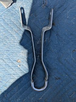 Vw bug seat belt holder