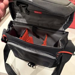 Manfrotto Advanced Messenger 16L Camera Bag