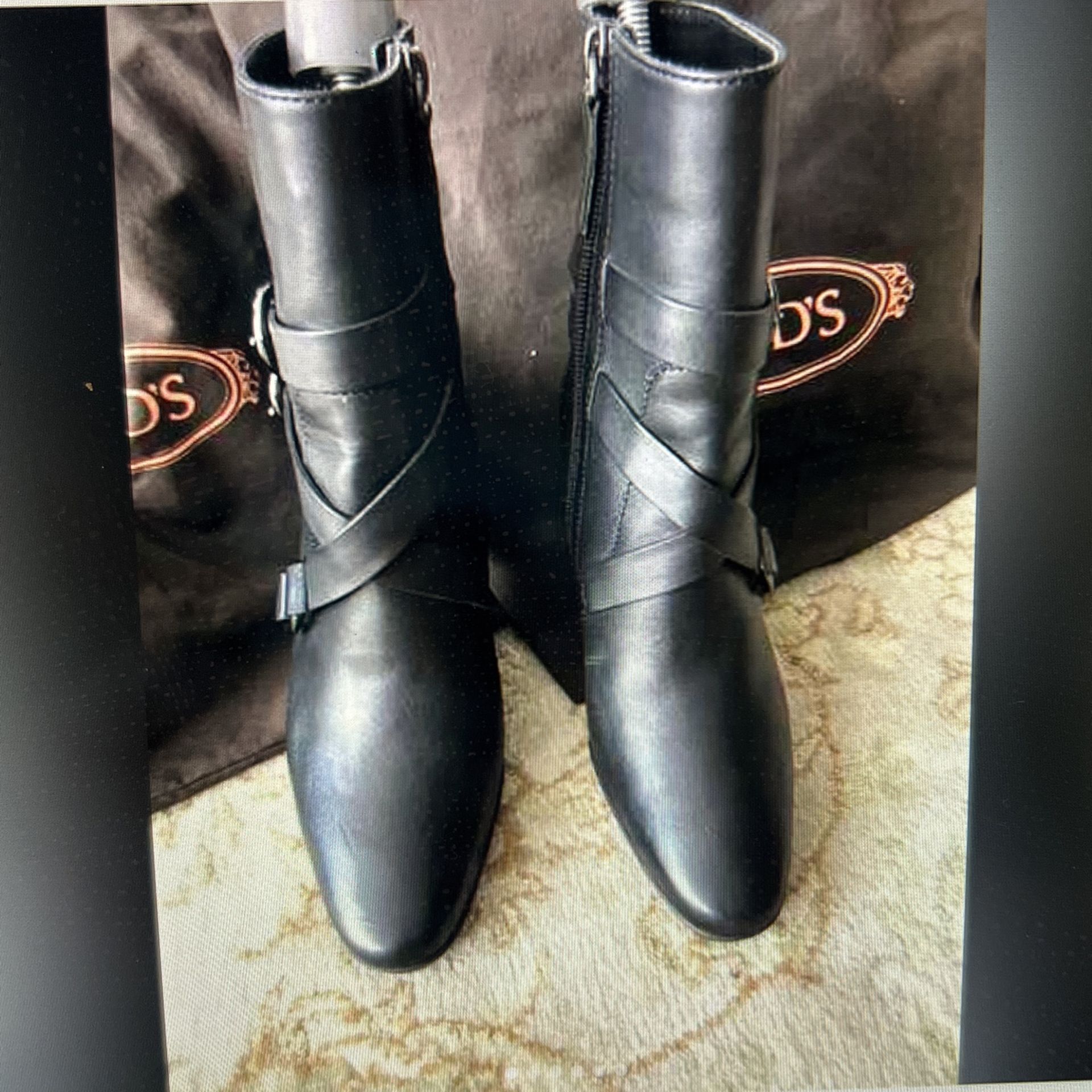 Women TOD’S Boots Size 4