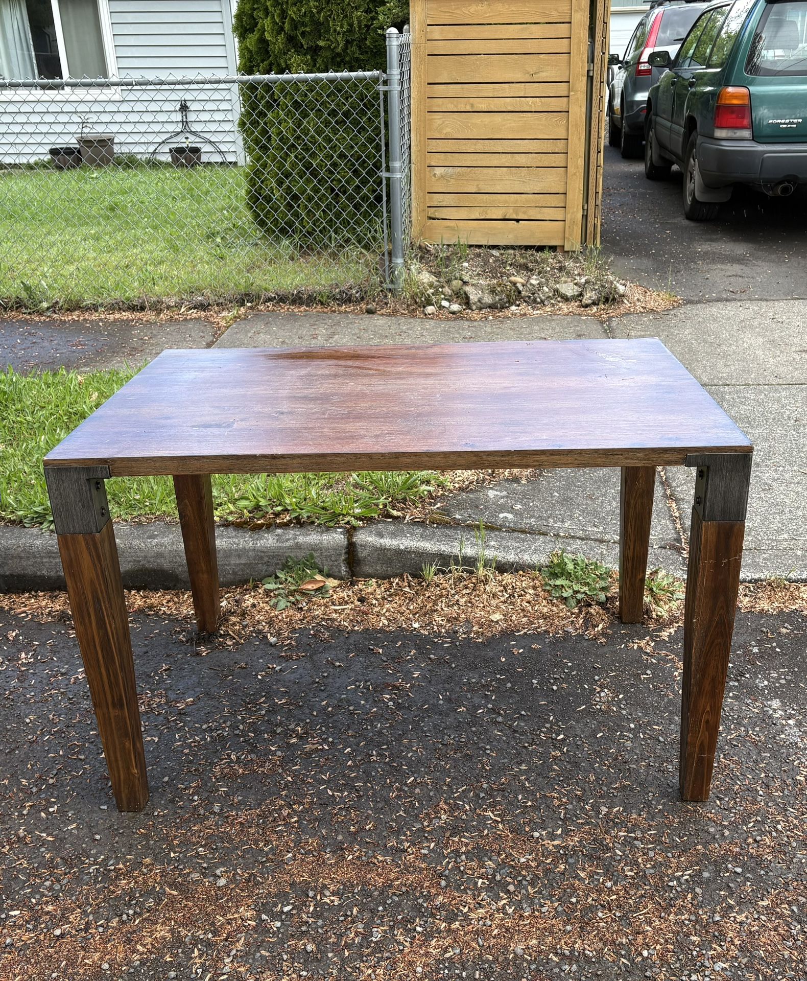 Free Table
