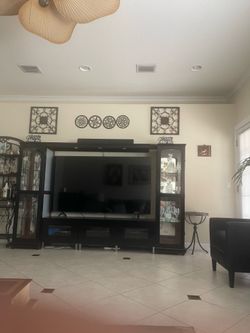 Glass  cabinet with