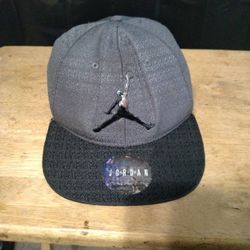 Nike Air Jordan Jumpman 23 Snapback Youth Cap Anthracite Black.