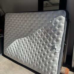 Queen Mattress 