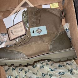 10.5 Marine Corps Danner Boots