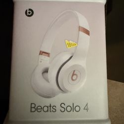 Beats Solo 4 