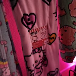 Hello Kitty Valentines blanket 