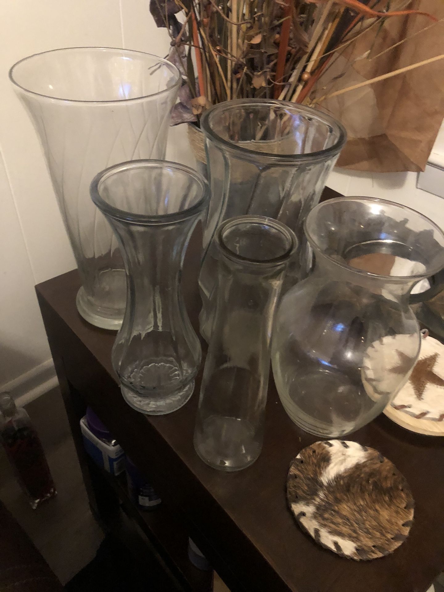 A Bundle of 5 Clear Flower vases (range from sizes 2 Dozen, down to Bud Vases)