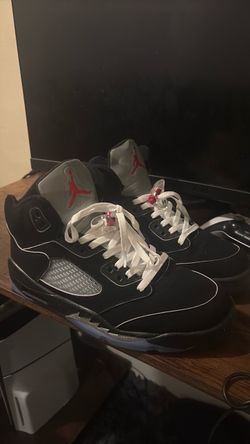Air Jordan 5 Black Metallic Silver Sneakers