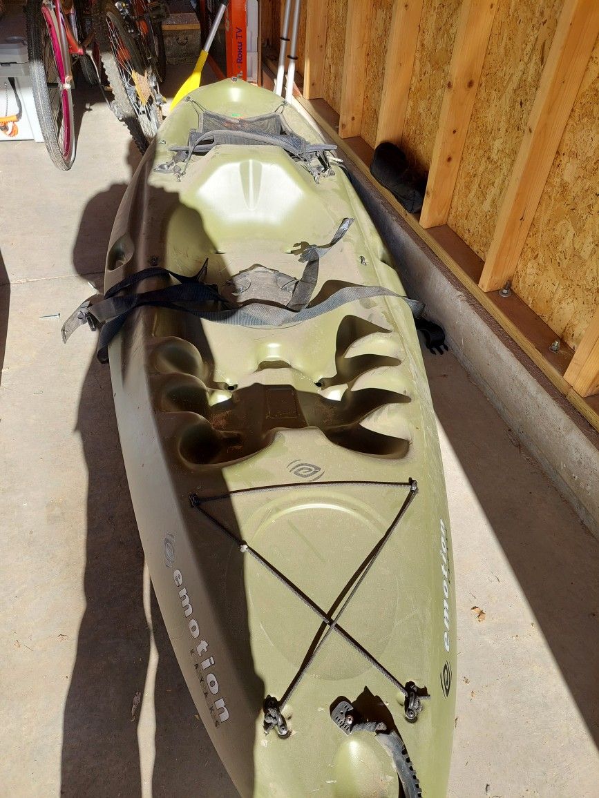Emotion Renegade XT Fishing Kayak