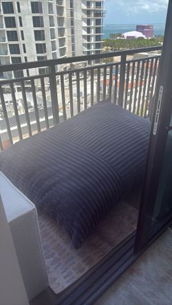 New beanbag very comfortable