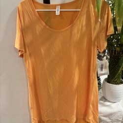Lularoe Classic T 