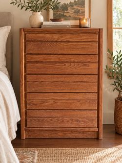 SOLID OAK CHEST