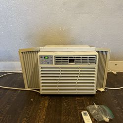 Air Conditioner With Remote