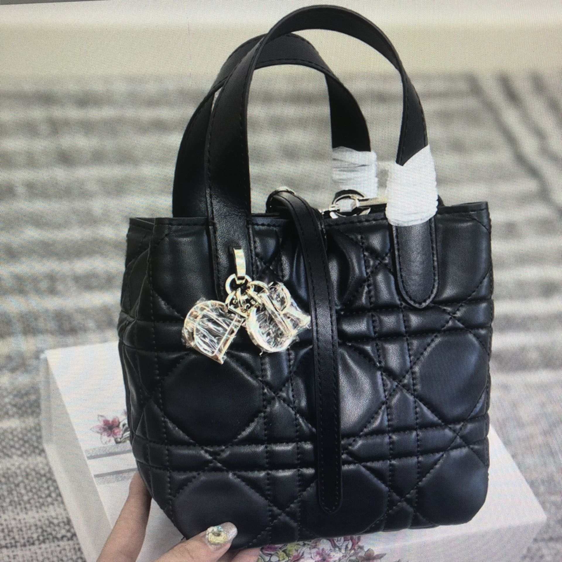 Dior toujours shopping bag