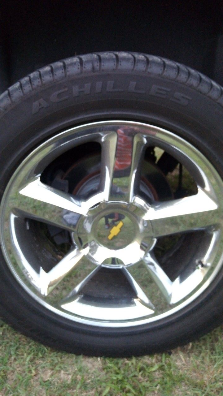 Chevy Avalanche Factory 20's 6 lug pattern for Sale in Goldsboro, NC